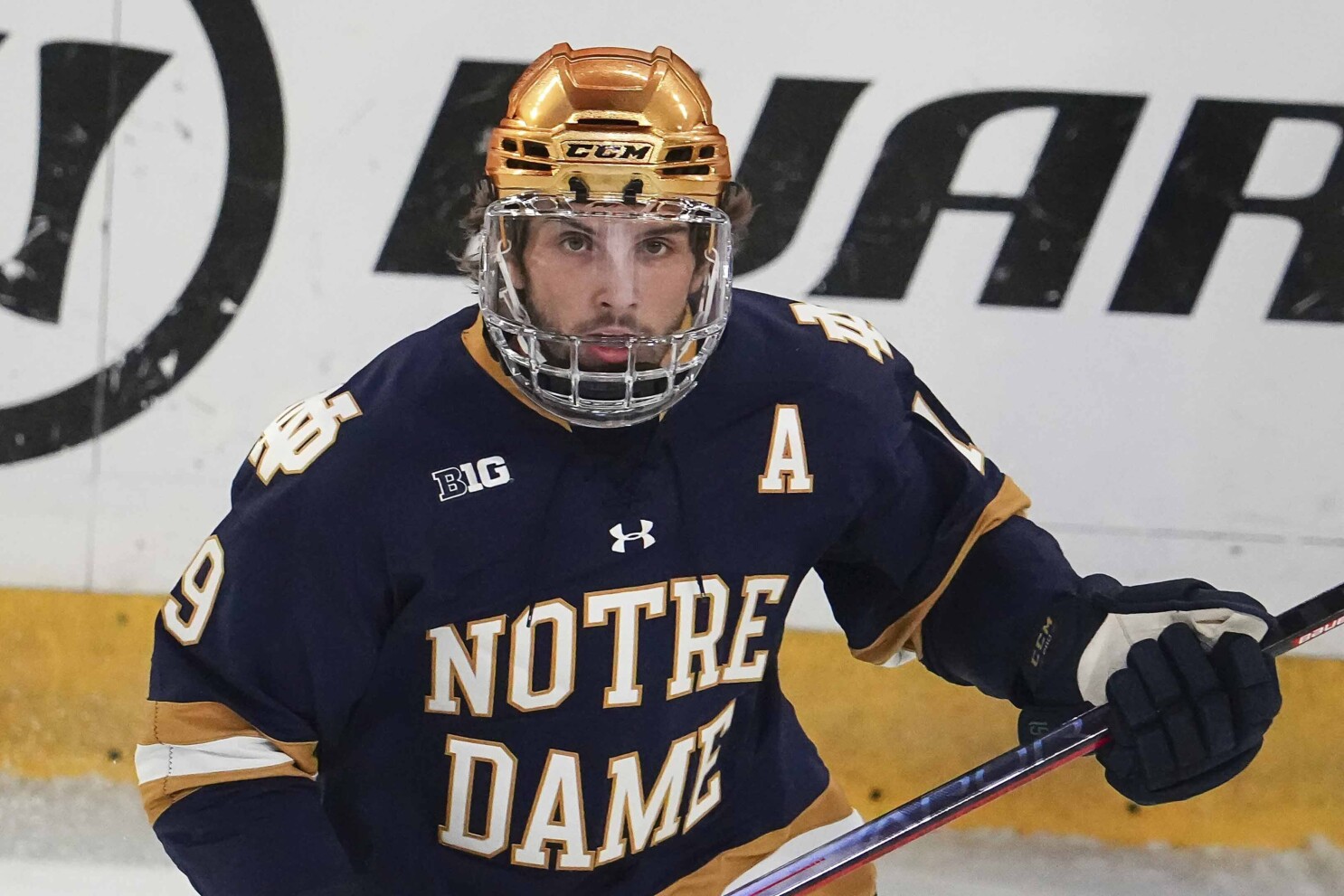 Chicago Blackhawks agree to 2 year contract with former Notre Dame